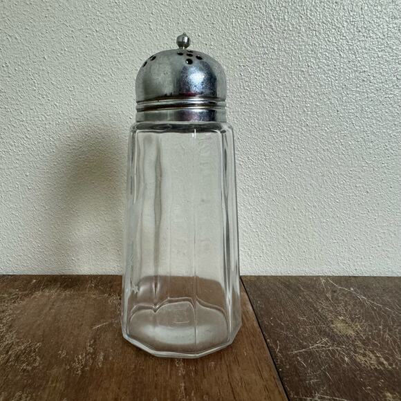 Wood Brothers England Clear Glass Jar Liberty Eagle SINGLE salt pepper‎ shaker - Picture 2 of 11